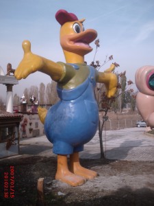 Donald Duck Heykeli
